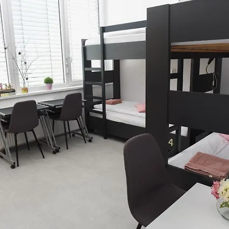 Хостел Ms Sparrow