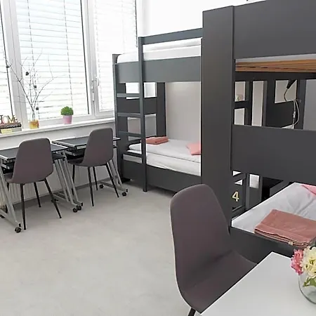 Hostel Ms Sparrow