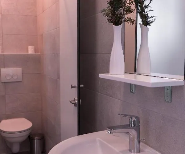 Хостел Ms Sparrow *