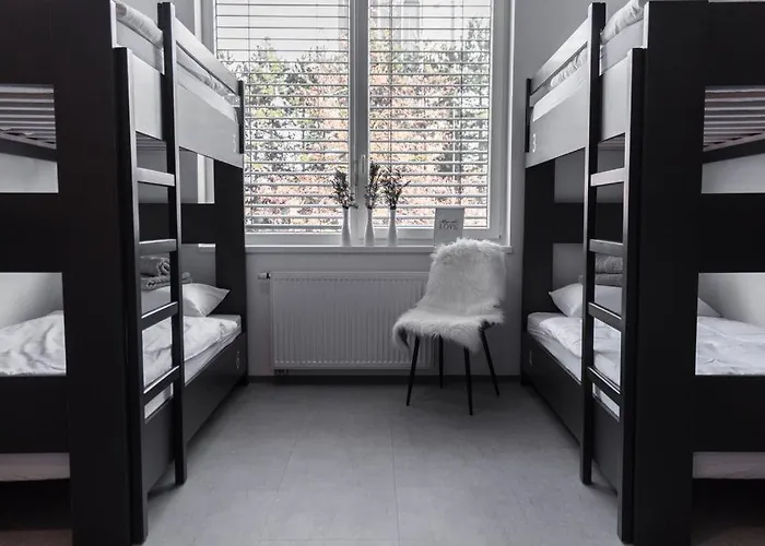 Ms Sparrow Хостел